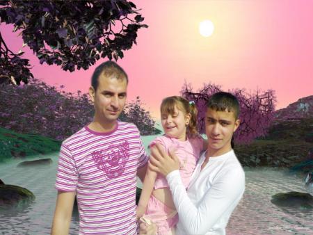 moi et hussén et ma petit seour yara